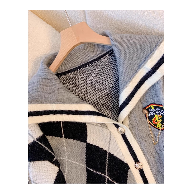 College Style Navy Collar Knitted Cardigan Women's Retro Diamond Pattern Jacket YM2282