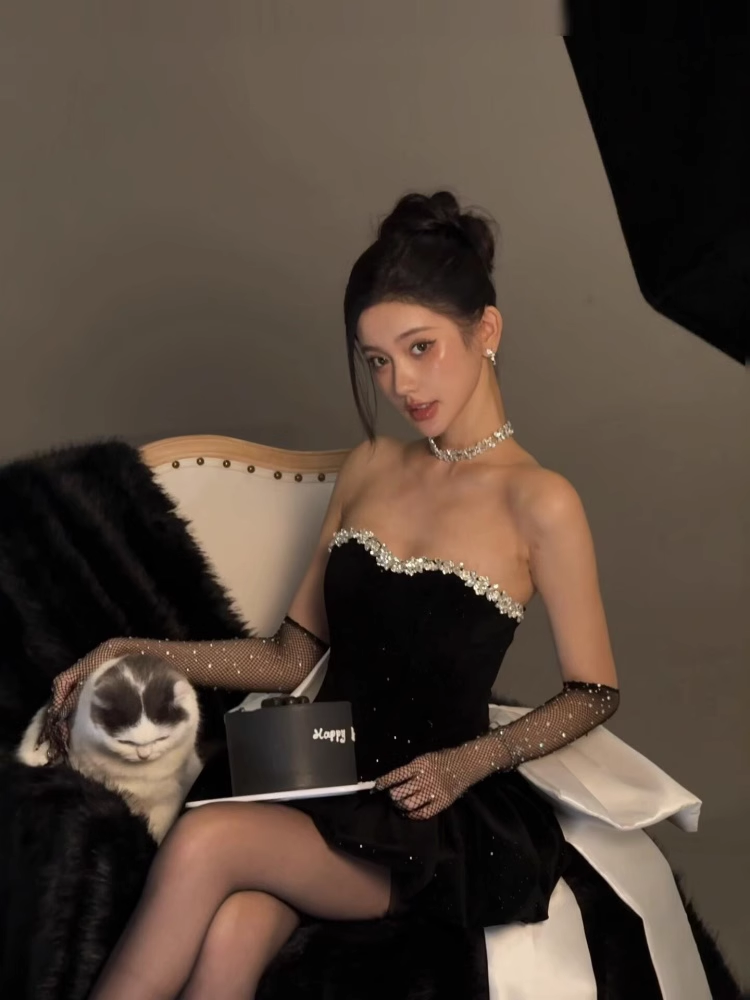 Shiny Black Beaded Velvet Short Dress Birthday Dress With Bow YM1718