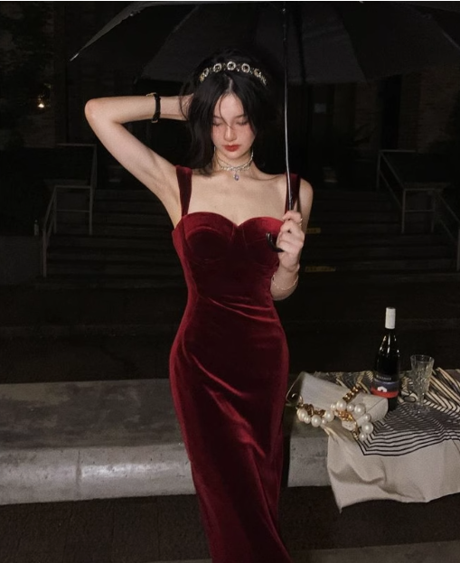Vintage burgundy velvet suspender dress birthday dress YM1963