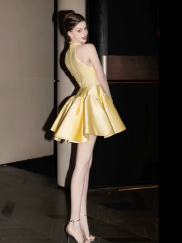Sparkly Yellow Lace Embroidered High Collar A-Line Short Prom Dress Party Dress YM2573