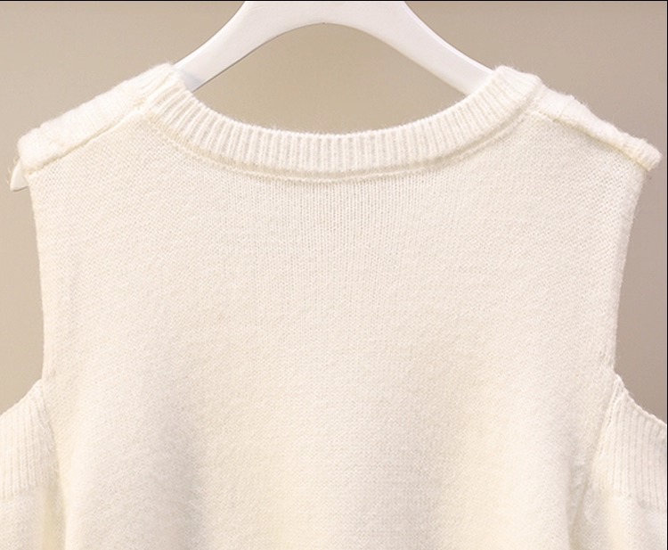 White Loose Pullover Off-the-Shoulder Knit Sweater YM2289