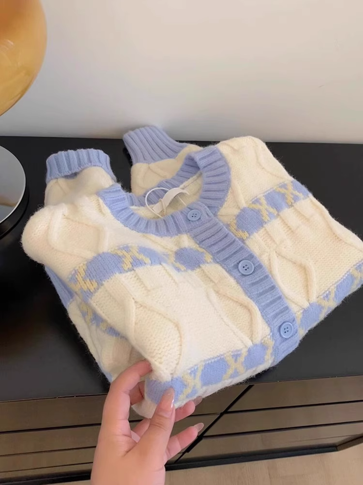 Women's twist knitted sweater cardigan YM1902