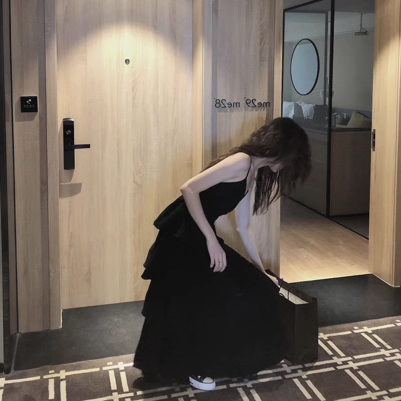 Summer black v-neck suspender dress YM1257