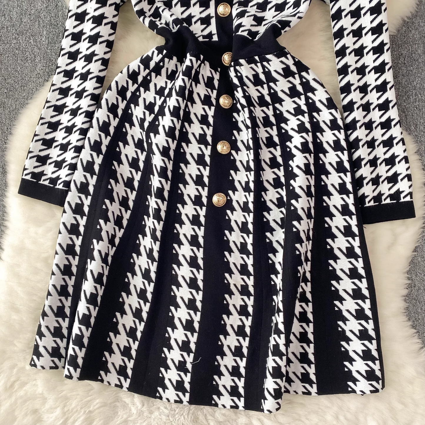 Round neck sweater dress YM622