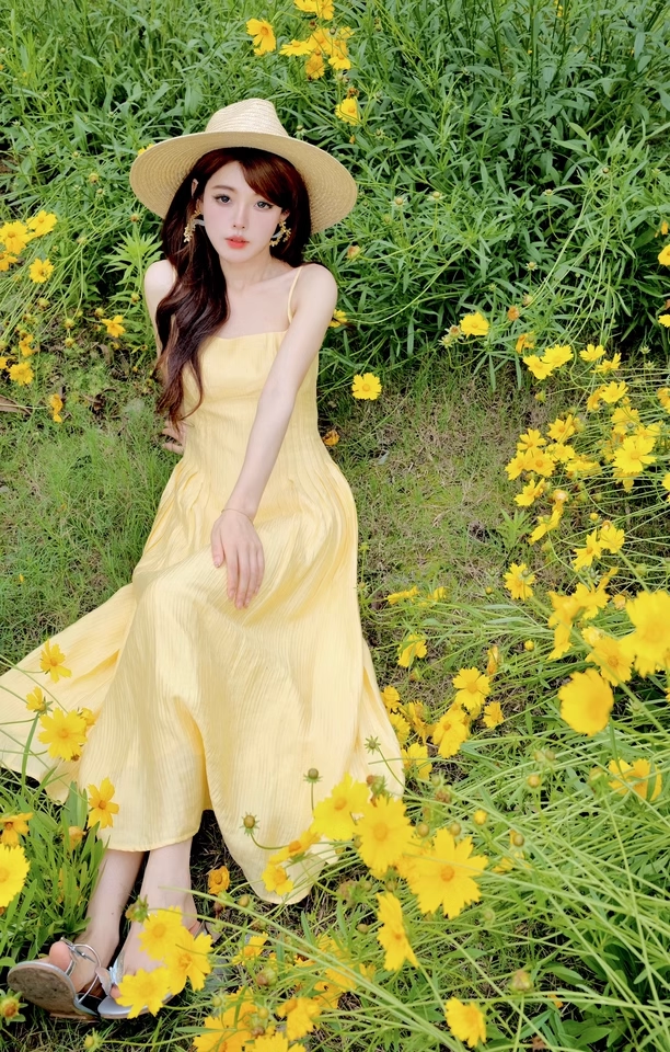 Yellow Backless Suspender Long Vacation Dress Women's Seaside Holiday Dress YM2316