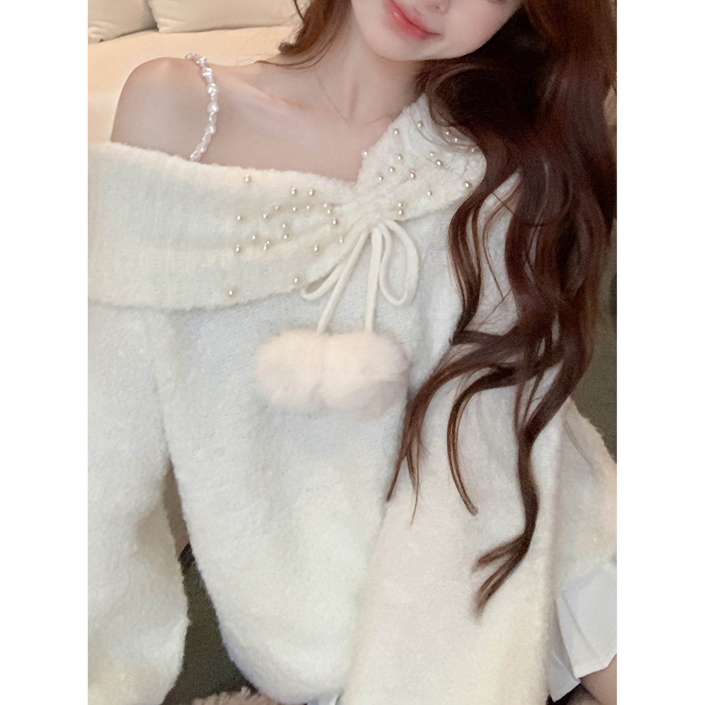 Asymmetric White Shoulder Chain Strap Sweater YM1931
