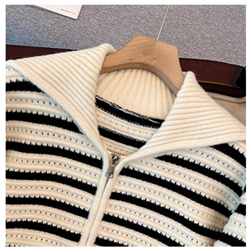 Lazy Style Striped Knitted Cardigan Women's Early Autumn Fashionable Loose Sweater YM2301