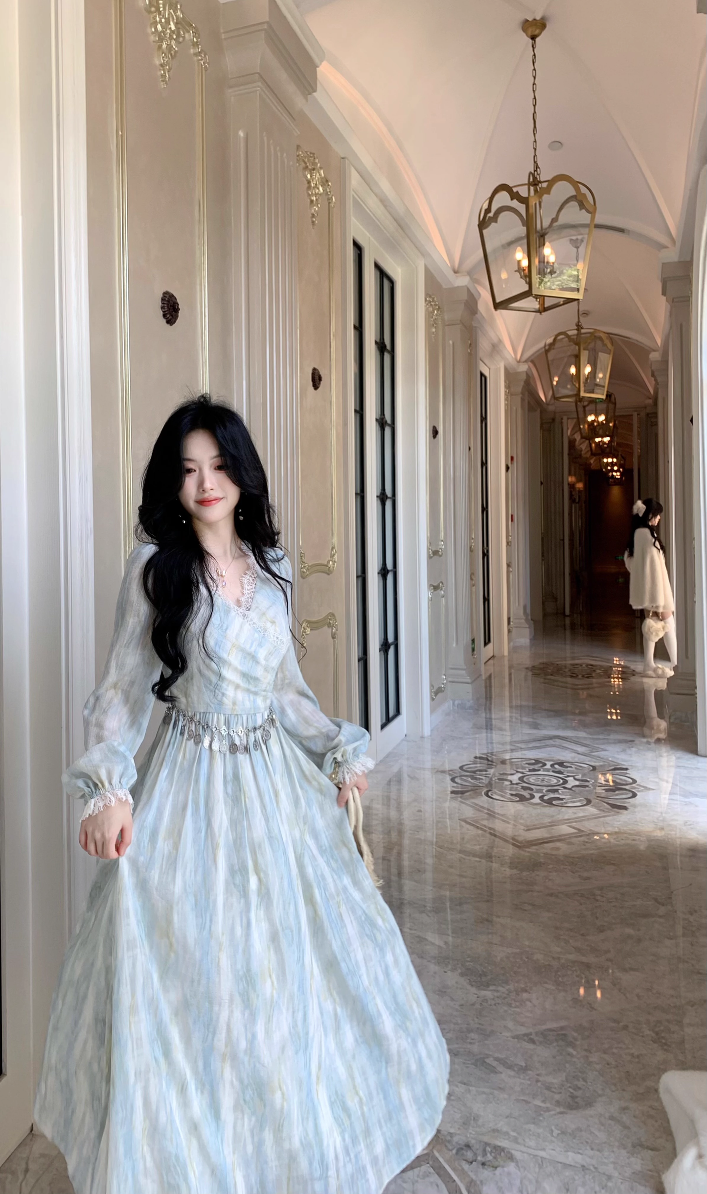 Elegant Blue Tie-Dye Lace V-Neck Long-Sleeve Party Dress Birthday Outfits YM2049