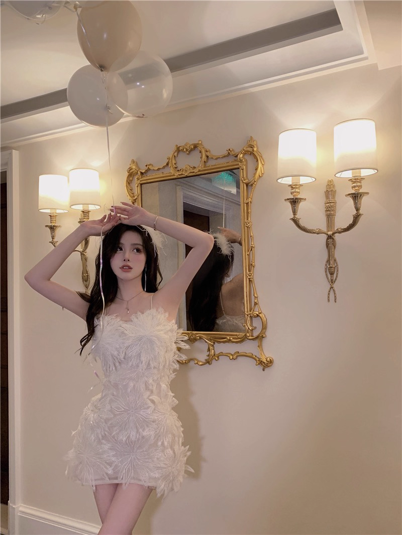 Pretty Spaghetti Straps White Lace Sheath Birthday Outfits Short Party Dress YM2186