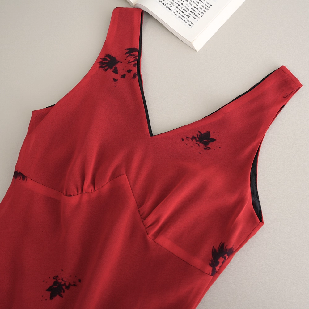 Retro Red V-neck Suspender Women Dress Long Holiday Dress YM2328