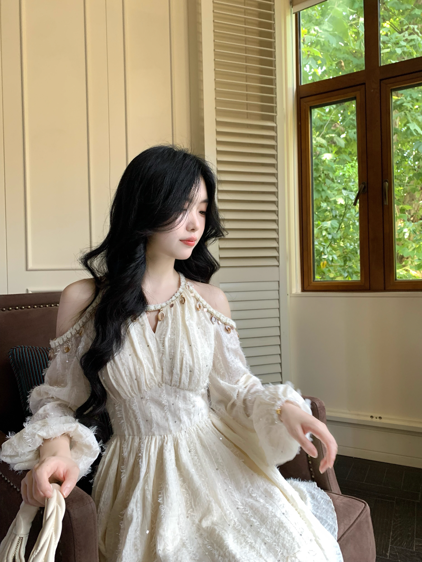 Off-Shoulder Sequin Sweet Retro Temperament Mini Party Dress YM2041