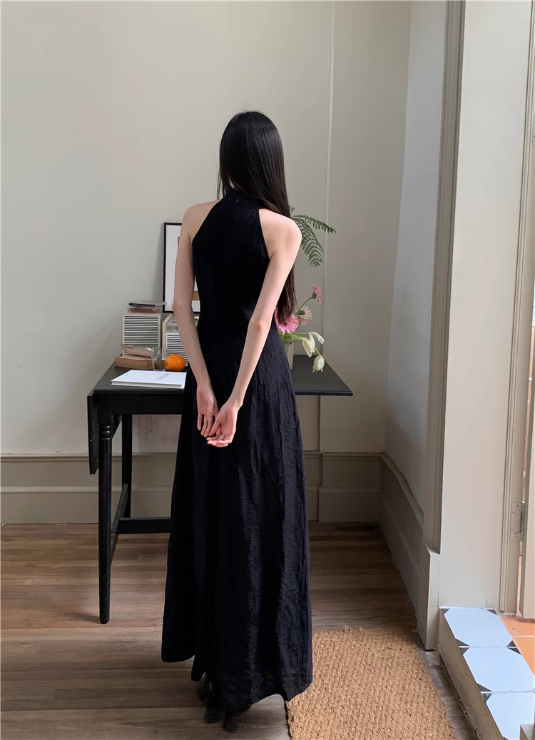 Halter Black Long Party Dress High-End A Line Sleeveless Prom Dress YM1798
