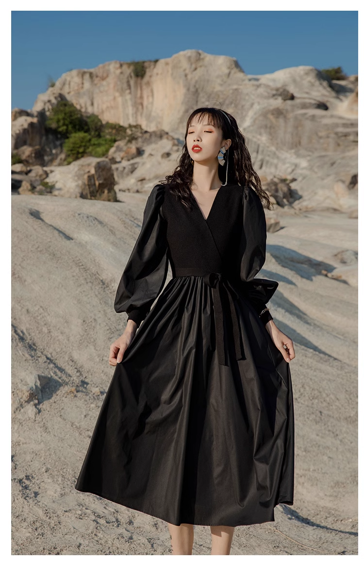 Knitted patchwork black v-neck long-sleeved dress YM1137