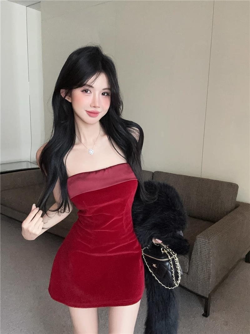 Beautiful Burgundy Velvet Strapless Cocktail Dress A-Line Mini Birthday Dress YM1835