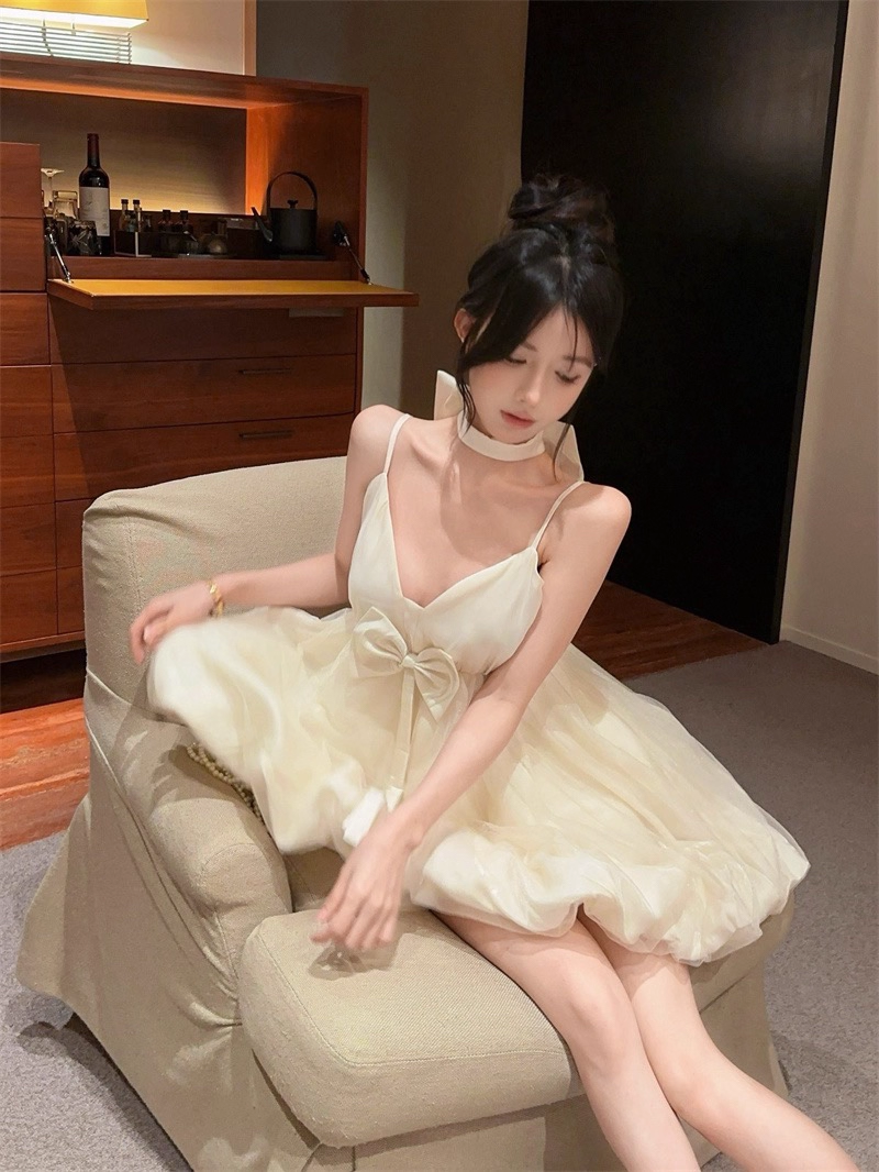 Elegant Light Beige Straps V Neck A Line Birthday Outfits Short Party Dress YM2189