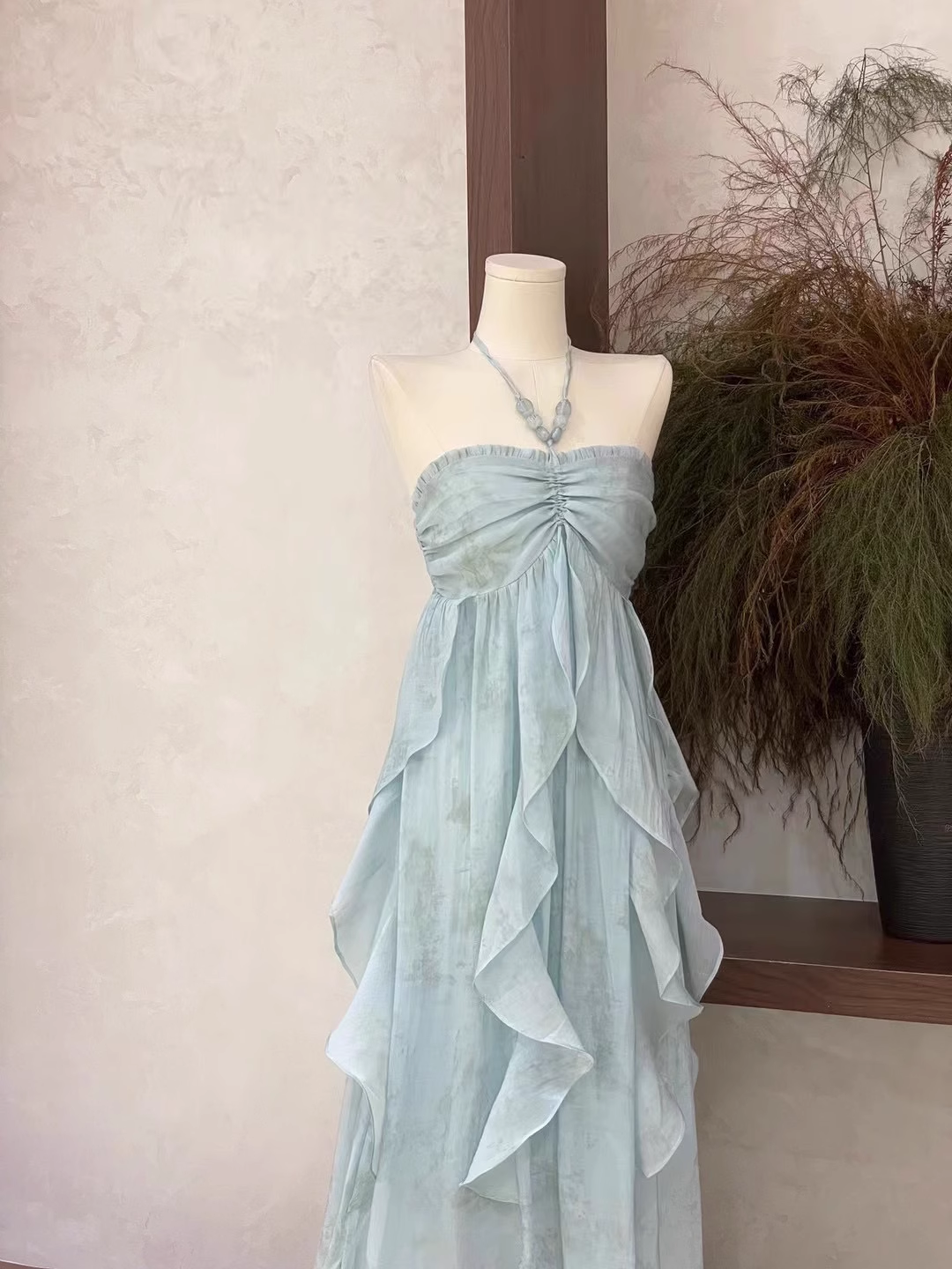 Sexy Halter Chiffon Party Dress Holiday Dress YM1765