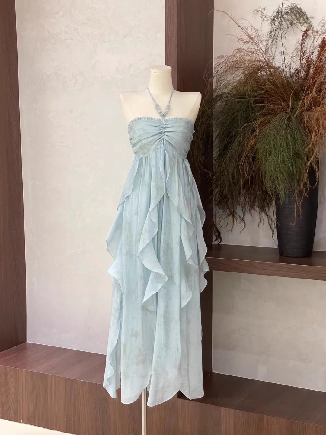 Sexy Halter Chiffon Party Dress Holiday Dress YM1765