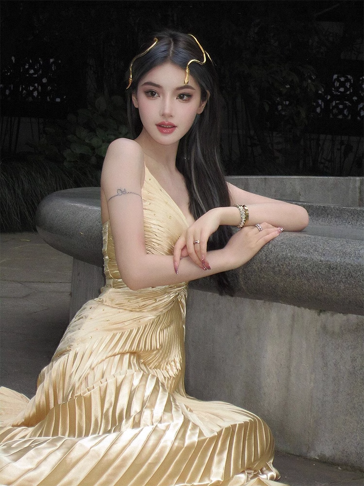 Light Luxury Sexy Backless Birthday Dress Long Prom Dress YM1651