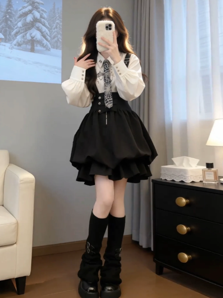 College Style Black and White Puffy Waist Fitted A-Line Mini Women Dress Holiday Dress YM2717