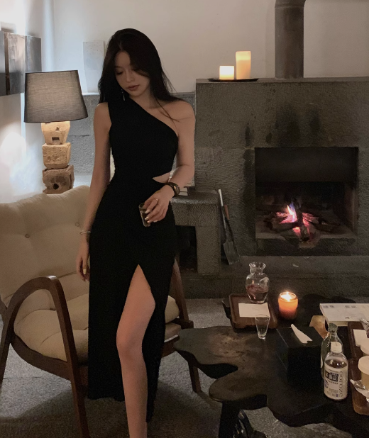 Black spliced hollow one shoulder slit sheath long party dress YM1961