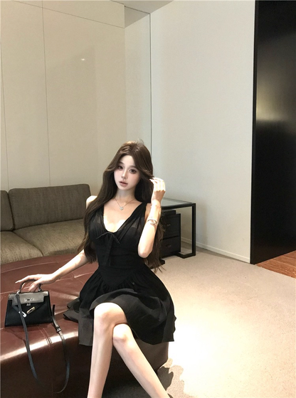 Black Sexy Short Vacation Dress V-Neck A Line Birthday Dress For Women YM2182