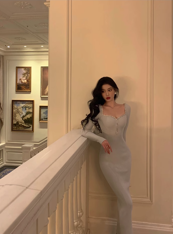 Elegant  Beaded Chain Knitted Dress Bottoming Long Birthday Dress YM1676