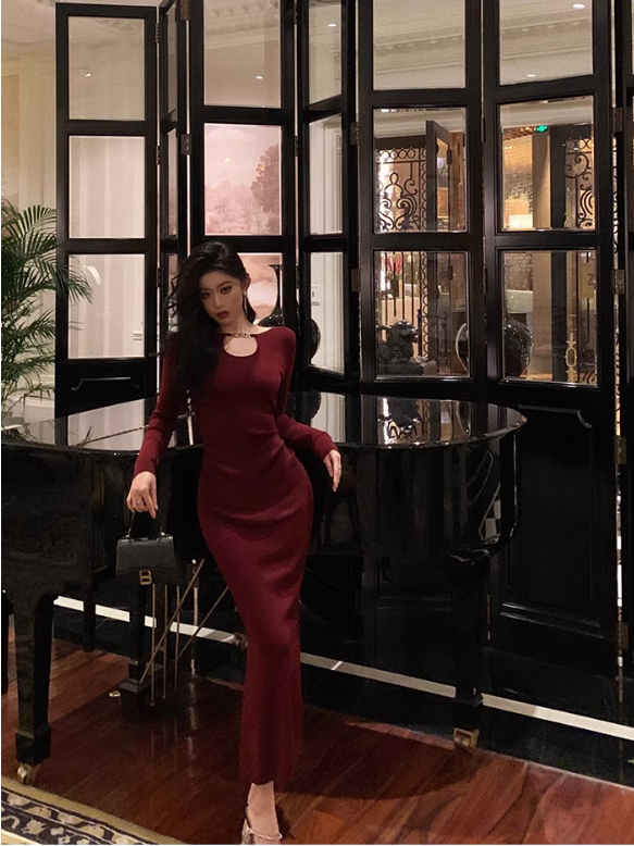 Red Long-Sleeved Knitted Dress-Style Hollow Party Dress YM1673