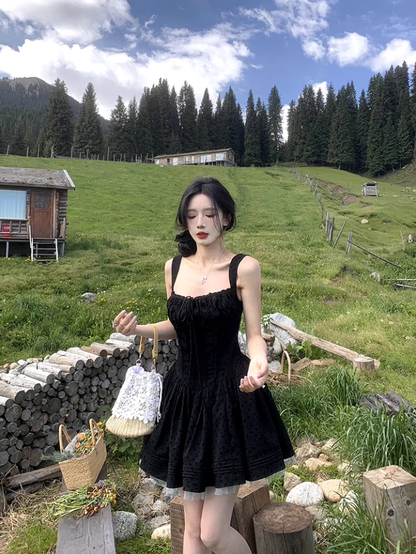 Hepburn Style Black Suspender Dress Women's Slim Short Dress YM1749