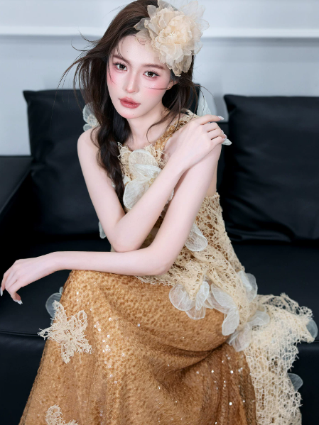 Stunning Warm Yellow Sequins Glitter Spaghetti Straps A-Line Long Prom Dress Birthday Dress Ball Gown YM2684