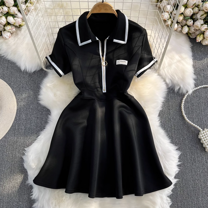 Retro short-sleeved contrasting color POLO collar A-line fluffy dress YM281