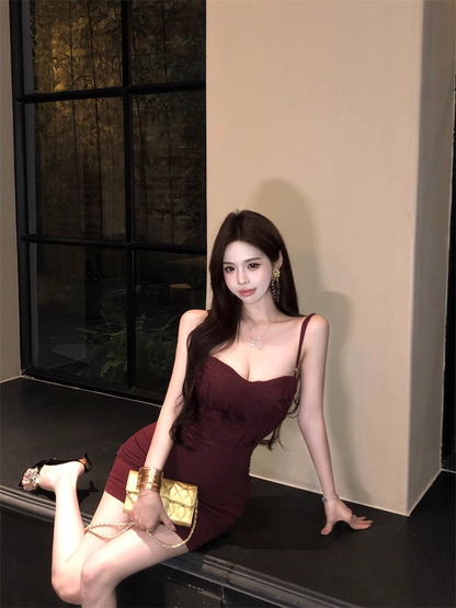 Charming Burgundy Spaghetti Straps Sheath Birthday Dress Mini Party Dress YM2183