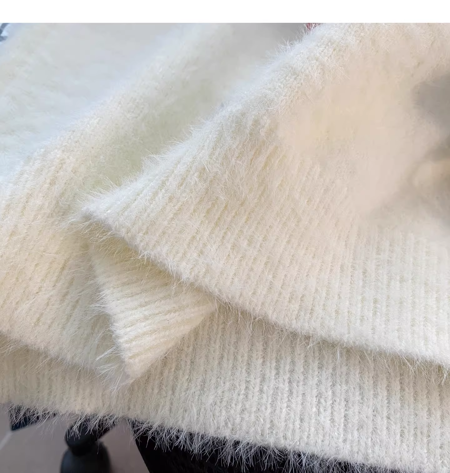 Sweet White Preppy Style Soft And Loose Sweater YM2452
