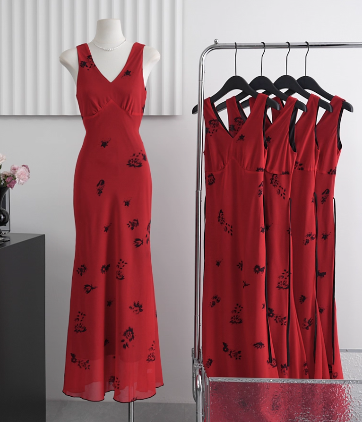 Retro Red V-neck Suspender Women Dress Long Holiday Dress YM2328