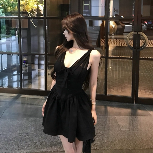 Black Sexy Short Vacation Dress V-Neck A Line Birthday Dress For Women YM2182