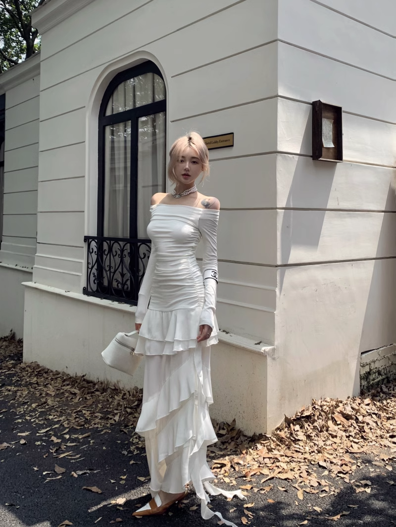 Elegant Off-shoulder Irregular Ruffled Off-shoulder Prom Party Dress  YM1823