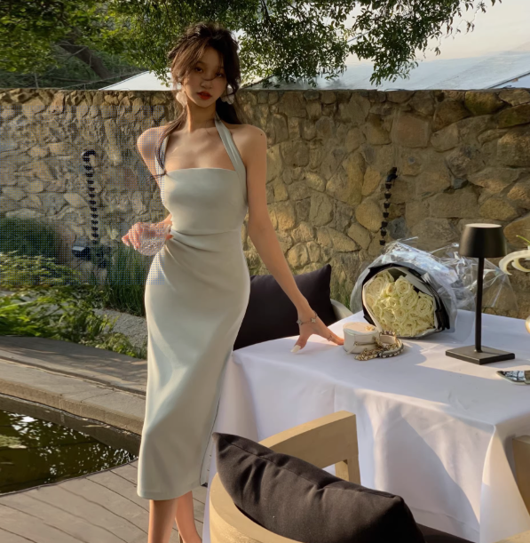 Halter neck long dress new style white hip-wrapped prom dress YM1940