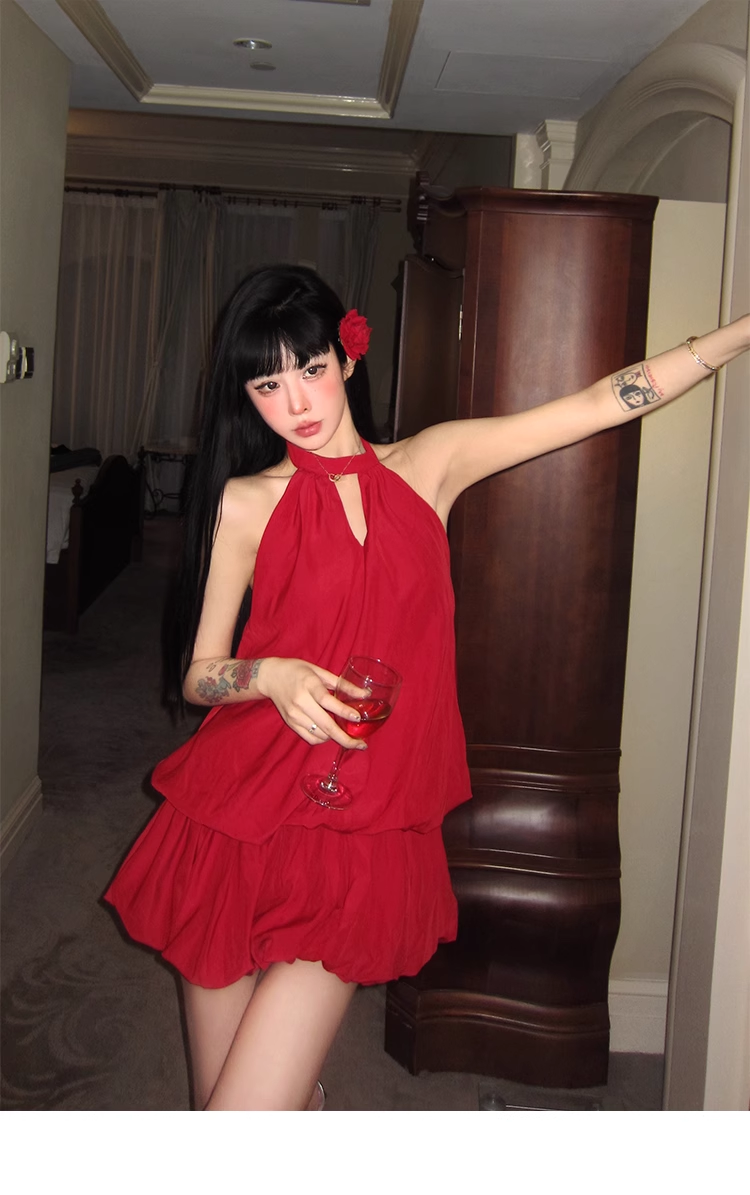 Red Halter Sexy Backless Prom Dress Birthday Party Outfits YM1975