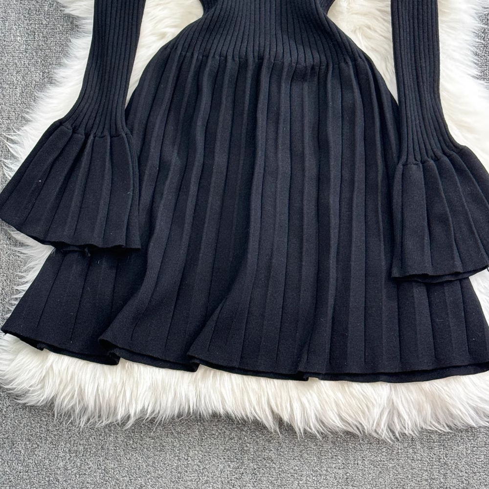 Flared  A-line pleated knit sweater dress YM964