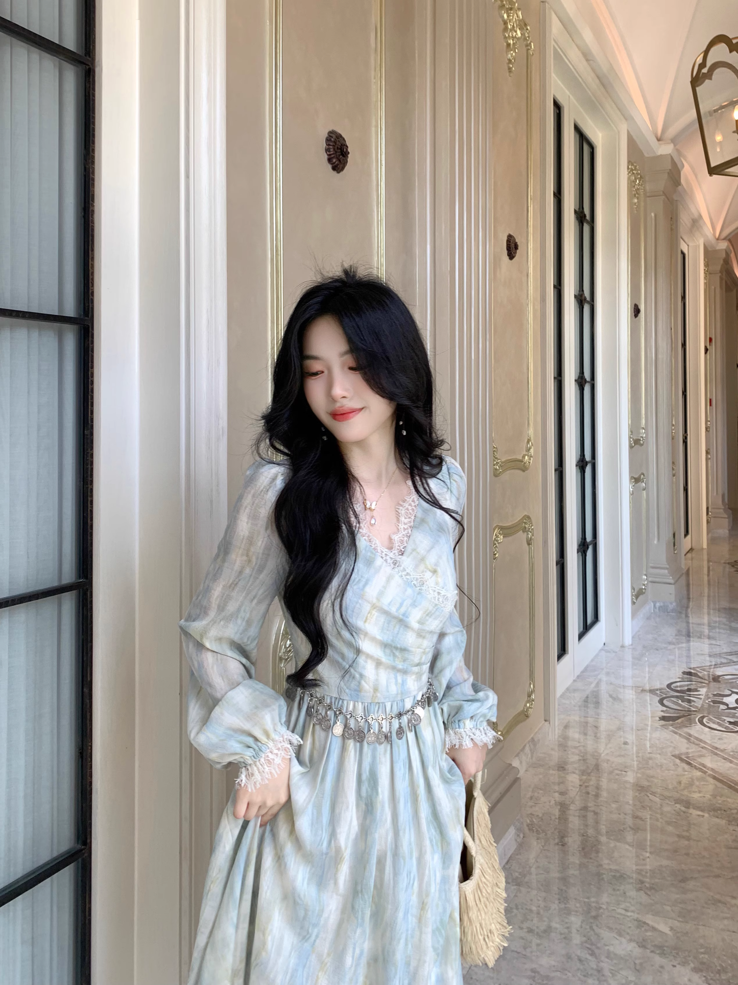 Elegant Blue Tie-Dye Lace V-Neck Long-Sleeve Party Dress Birthday Outfits YM2049