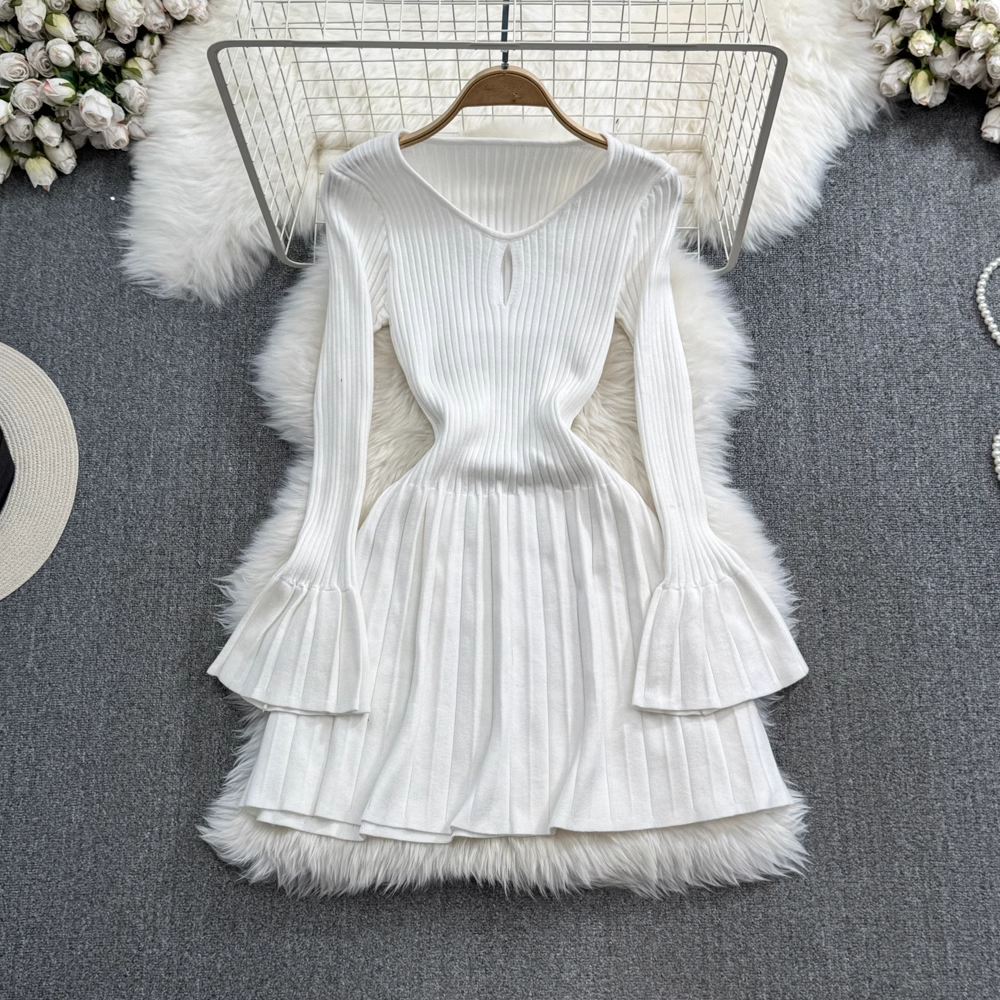 Flared  A-line pleated knit sweater dress YM964