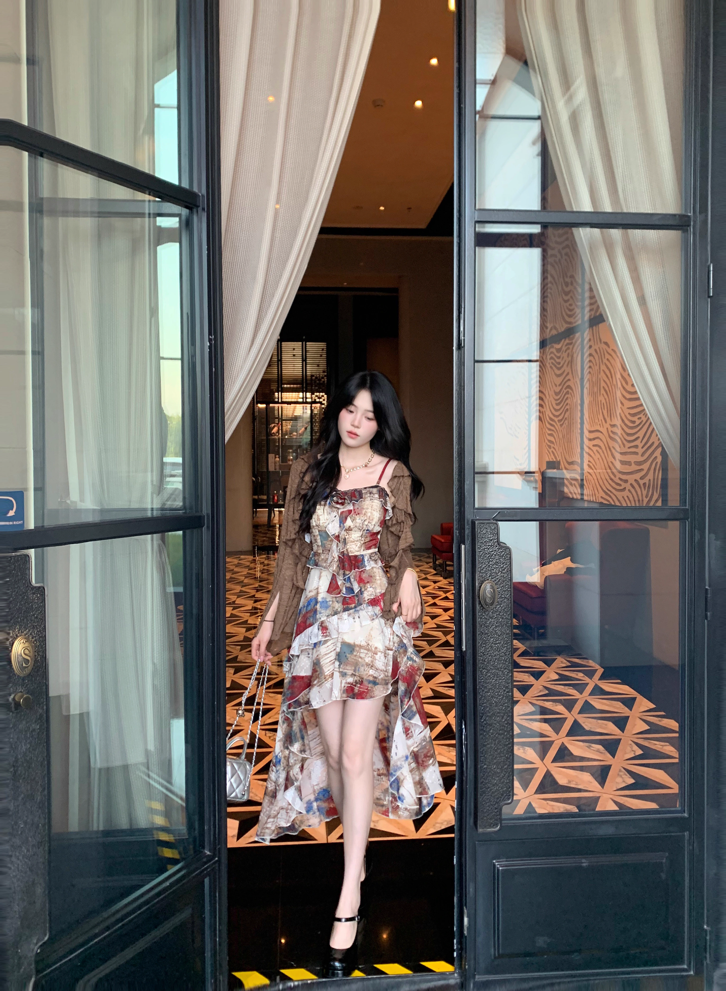 Retro Jacquard Oil Painting Trailing Dress Suspender Chiffon Party Dress Prom Dress YM2050
