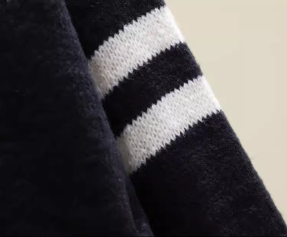 Black Vintage Slouchy Knit Sweater YM2288