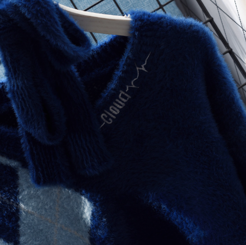 V-neck Blue Short Pullover Sweater New Style Splicing Sweater YM2387