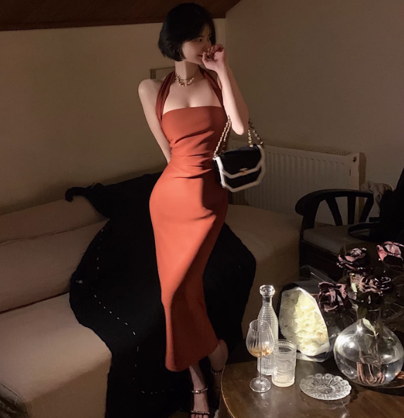 Halter neck long dress new style white hip-wrapped prom dress YM1940