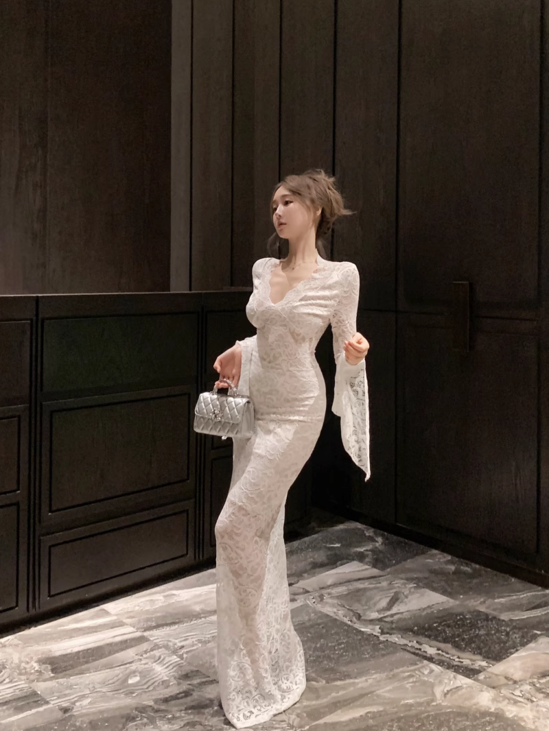 Sexy V-Neck Lace Long Sleeve Prom Dress Party Dress YM1818