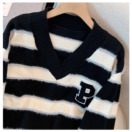 Black Striped Knitted Sweater For Women, Fashionable And Slim Casual Sweater For Early Autumn YM2302