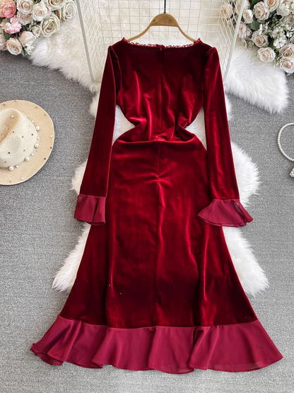 Autumn and winter trumpet V-neck  red velvet dress Christmas annual vocation dress  YM945
