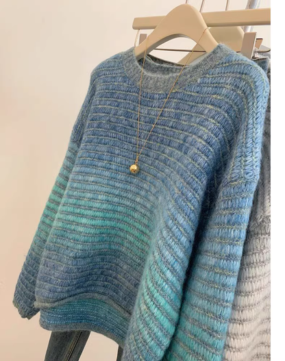 Gradient Blue Soft And Loose Pullover Sweater YM1847