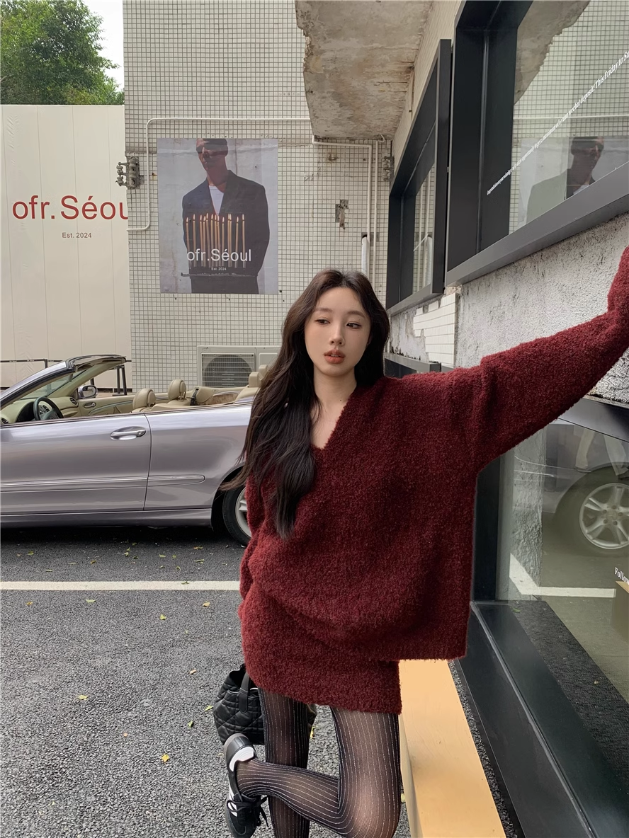 Fashion Suit Skirt Women's New Style V-neck Pullover Sweater Half-length Skirt Two-piece Suit YM1814