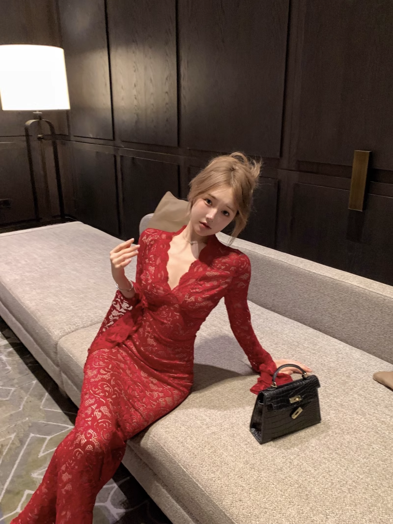 Sexy Red V-Neck Lace Long Sleeve Prom Dress Party Dress YM1817
